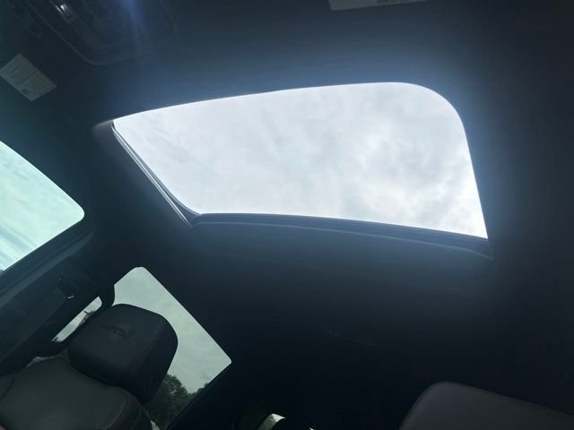 Used 2024 Gray GMC AT4 image 18