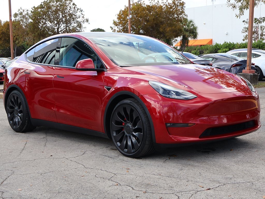Used 2022 Tesla Model Y Performance with VIN 7SAYGDEF2NF440364 for sale in Miami, FL