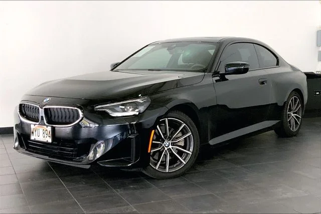 2024 BMW 2 Series 230i Coupe's photo