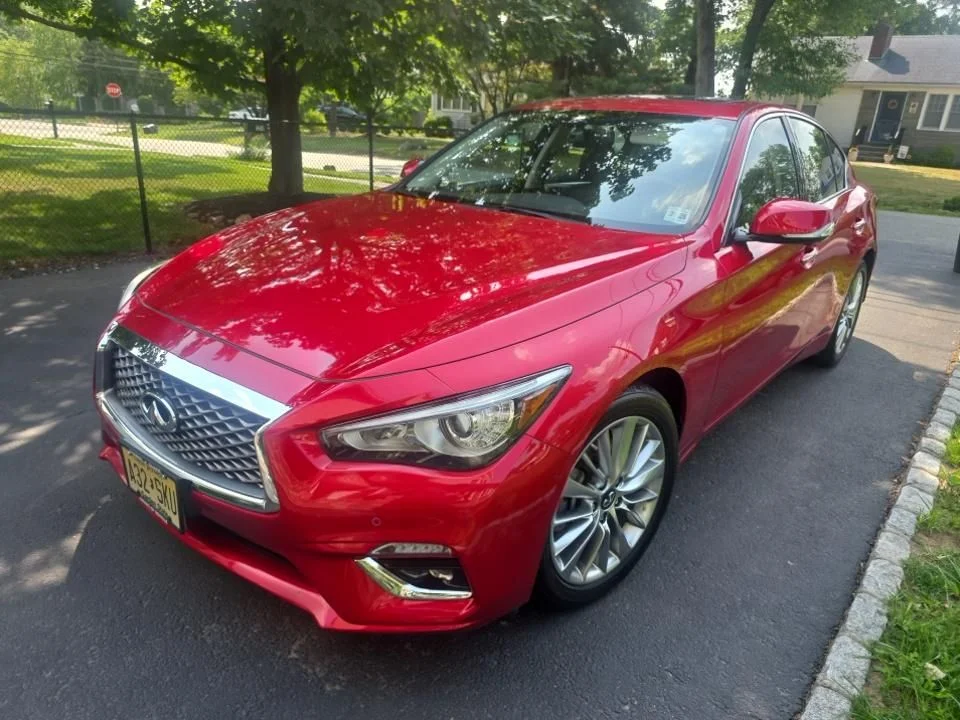 Certified Used 2023 Red INFINITI LUXE image 1
