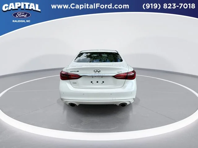 Used 2023 White INFINITI LUXE image 7