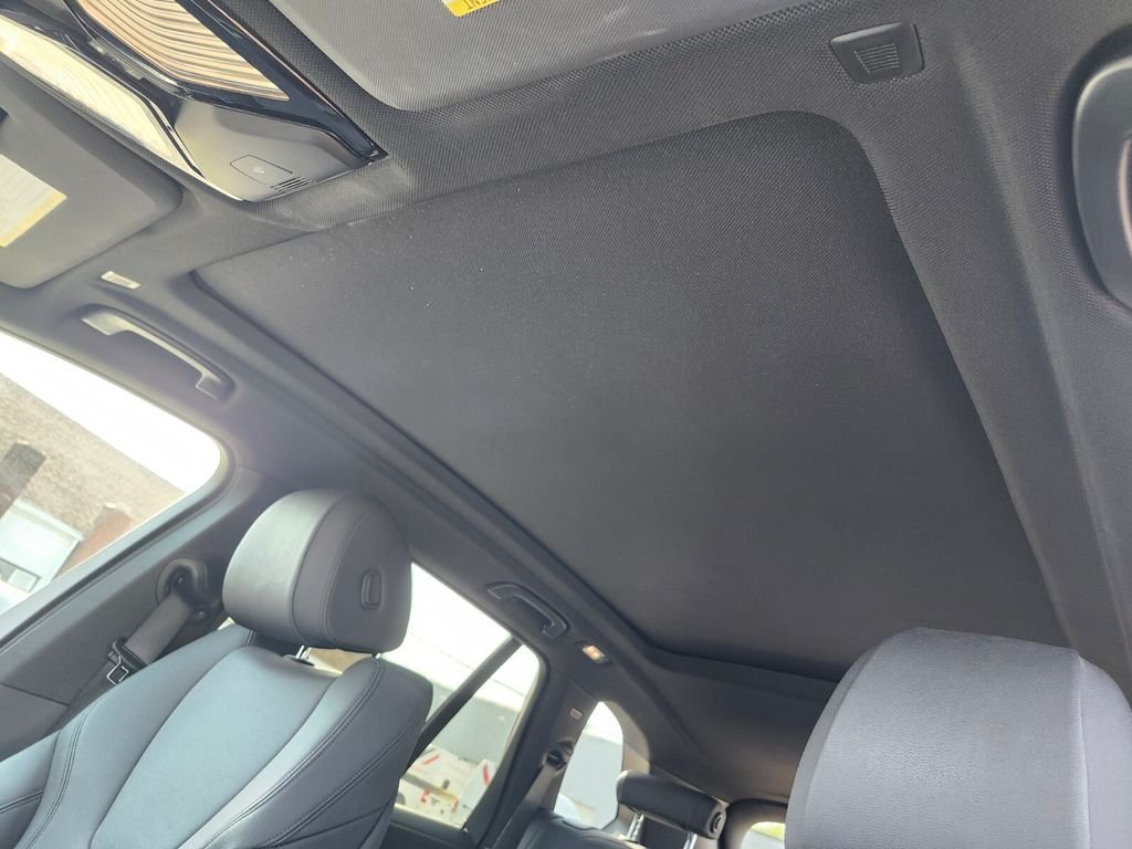 Used 2019 Gray BMW xDrive40i image 20