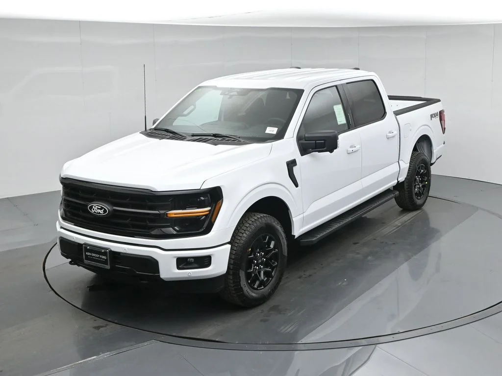 New 2026 Oxford White Ford XLT image 37