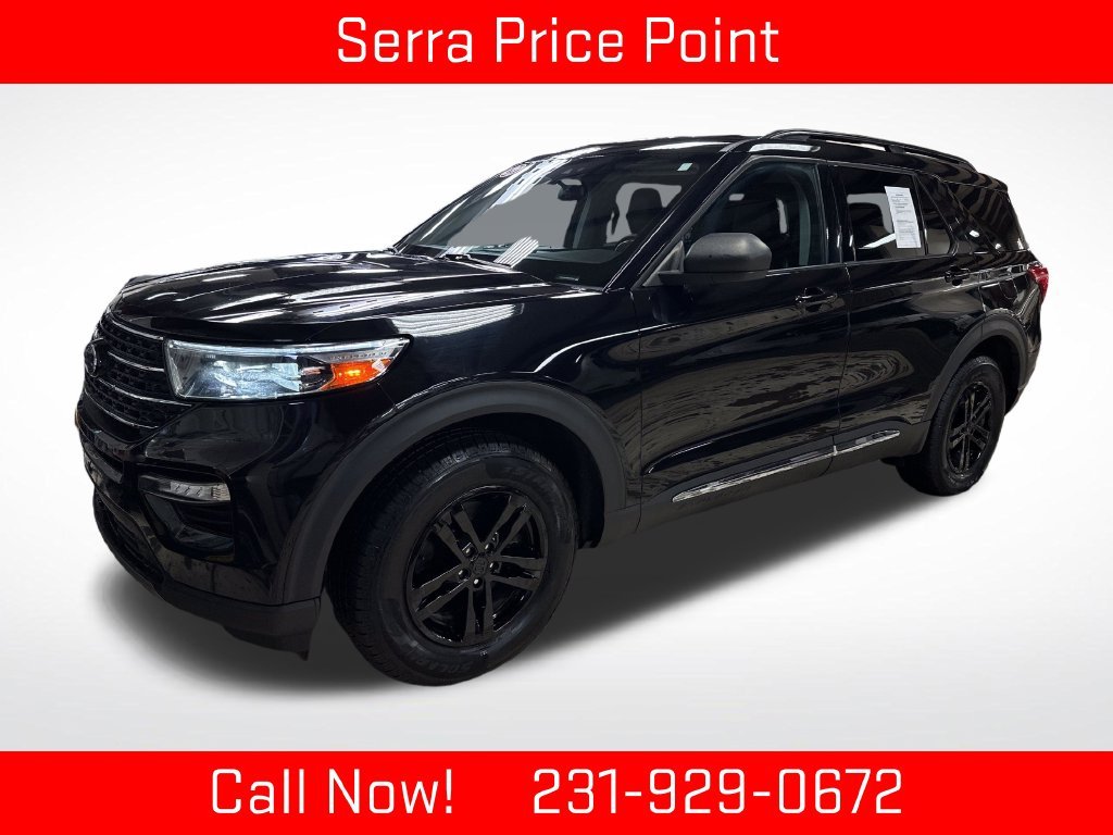 Used 2021 Black Ford XLT image 1