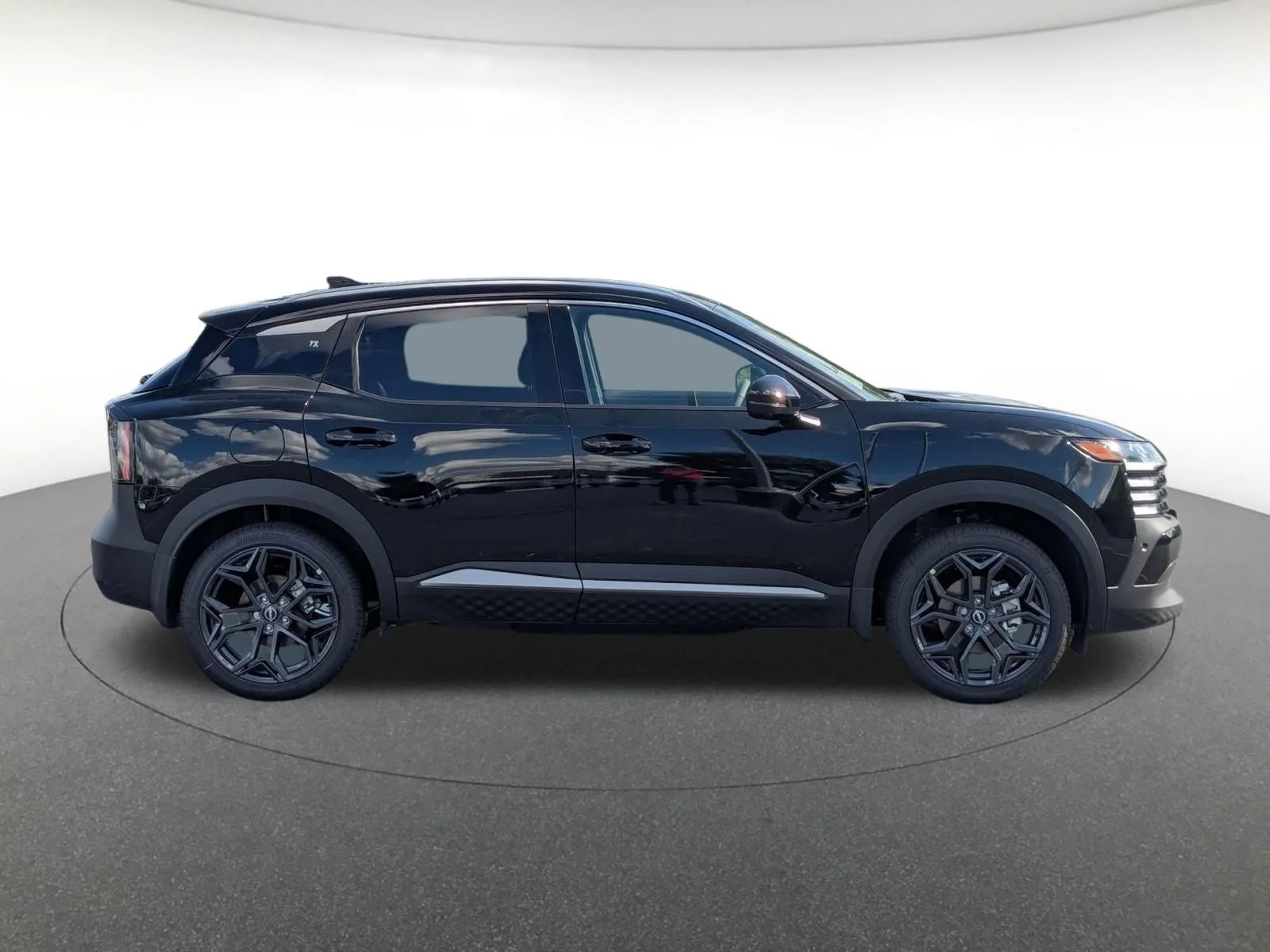 New 2026 Super Black Nissan SR image 5