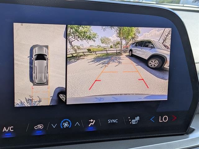 2024 Chevrolet Traverse LS - Photo 46