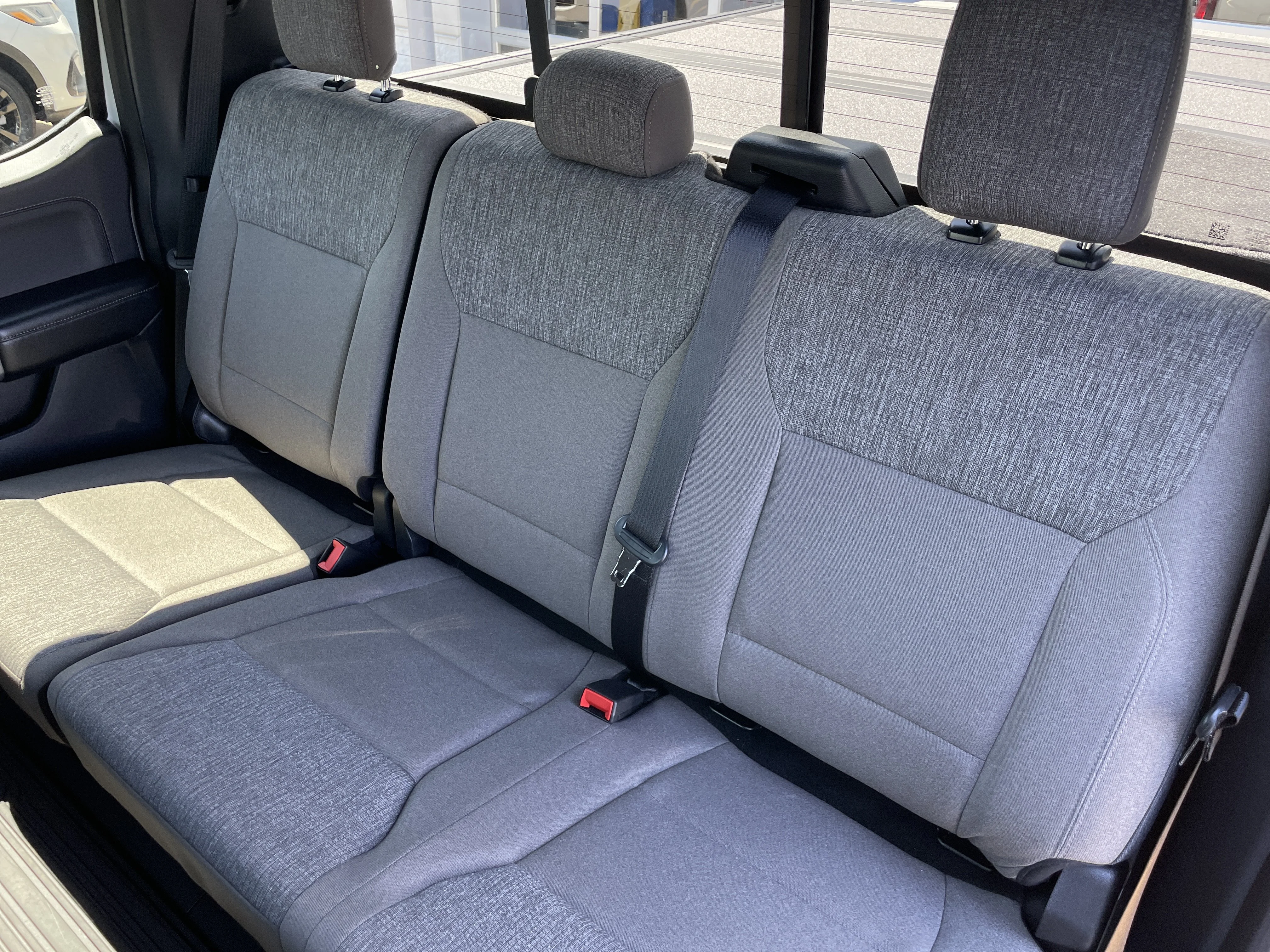 Used 2024 Oxford White Ford XLT image 12