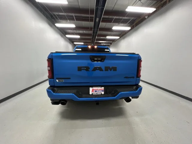 Used 2025 Blue Ram Big Horn/Lone Star image 7