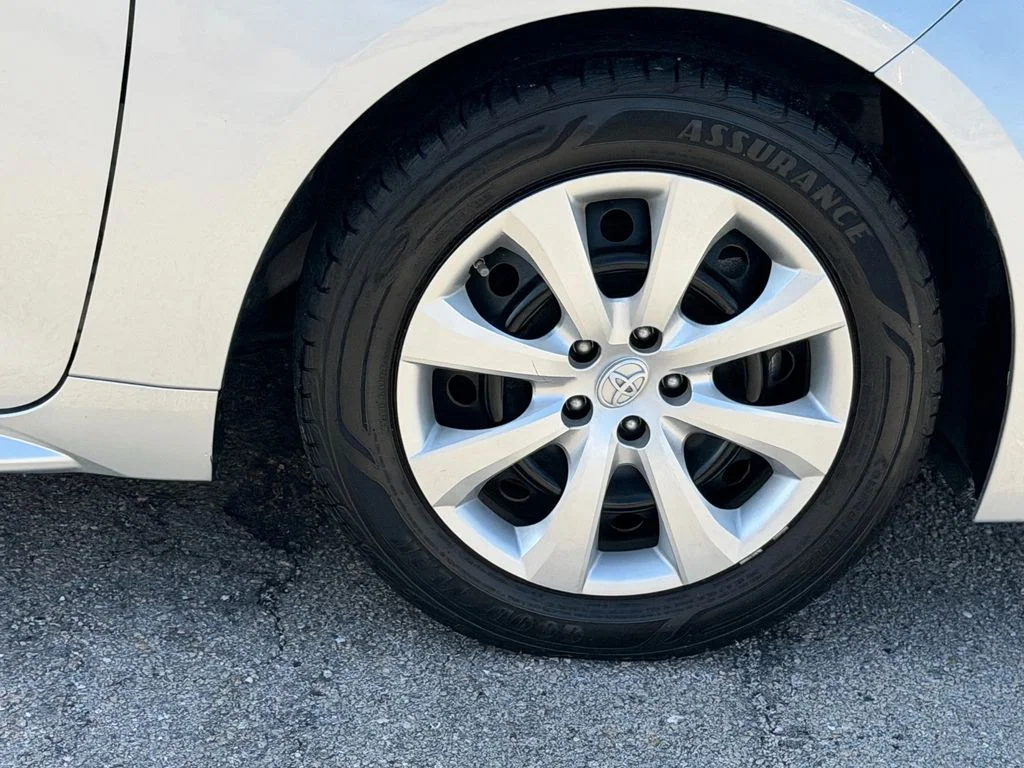 Used 2021 Silver Toyota LE image 9