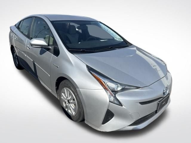 Used 2016 Silver Toyota Two image 3