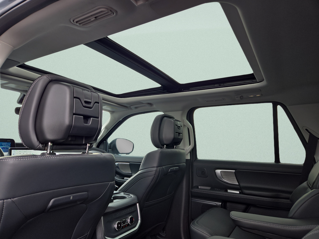 New 2026 Glacier Gray Metallic Tri-Coat Ford Platinum® image 13