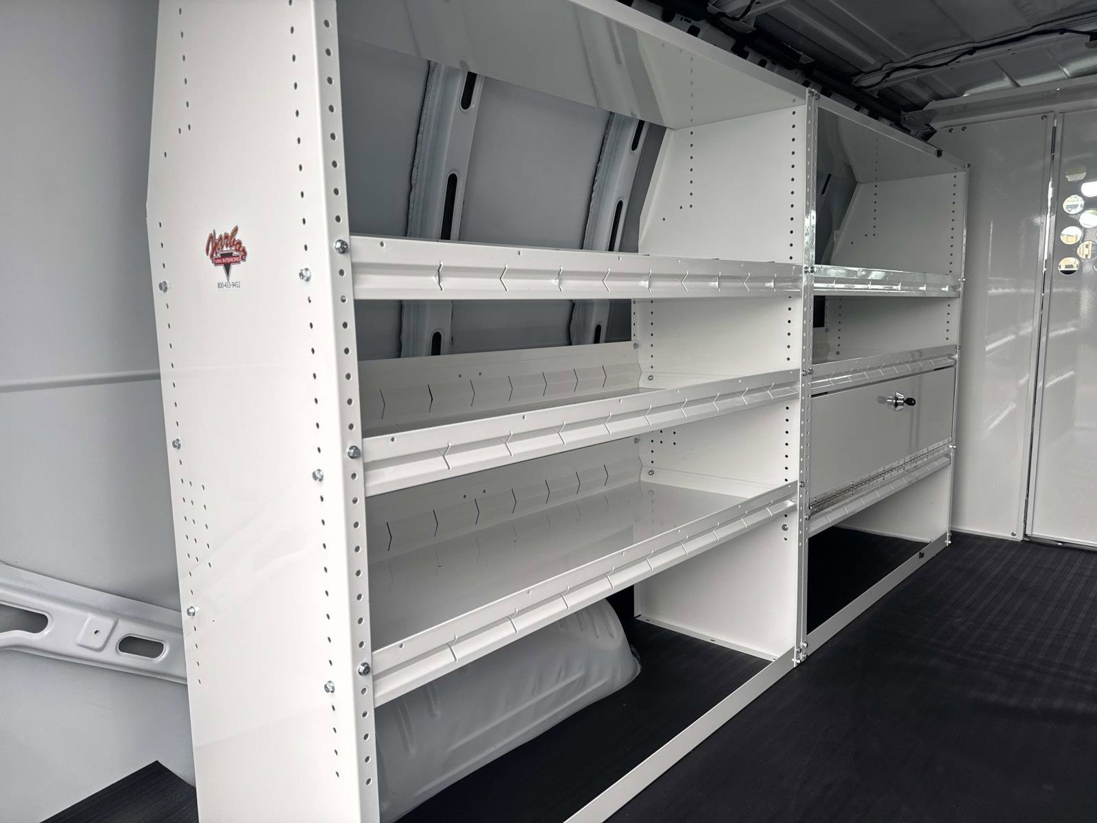 2025 GMC Savana Cargo Work Van - Photo 21
