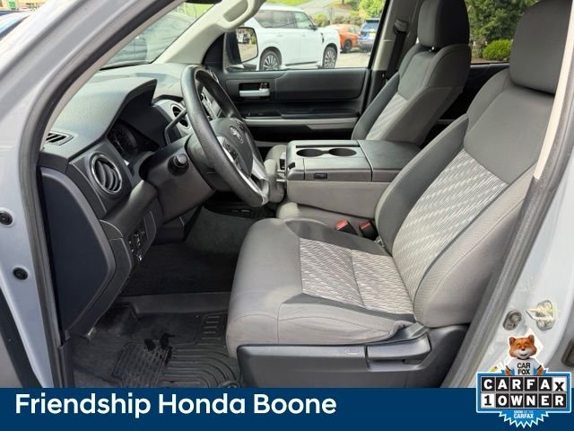 Used 2019 Gray Toyota SR5 image 18