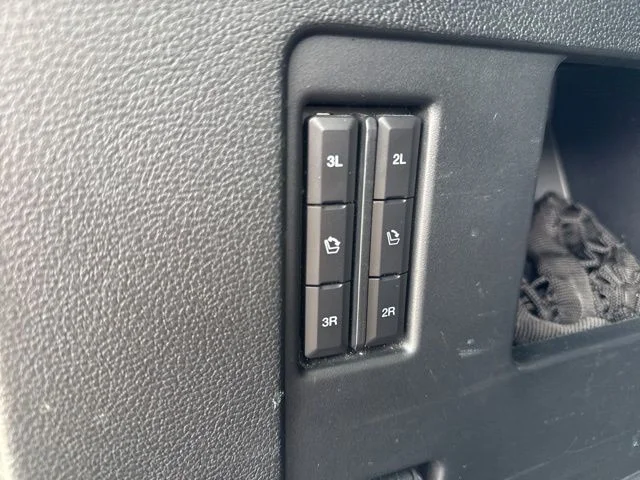 Used 2021 Gray Ford Limited image 29