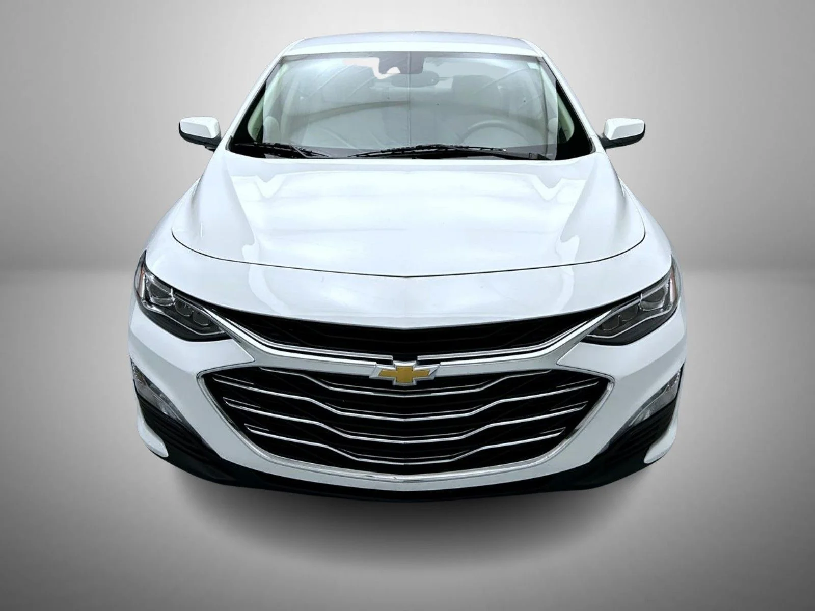 Used 2024 White Chevrolet LT image 2
