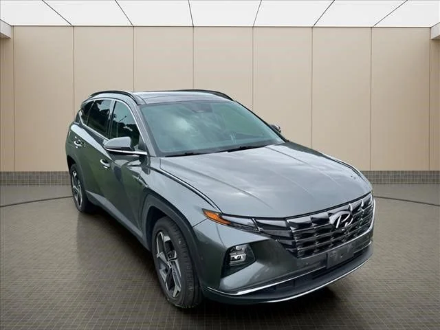 Used 2022 Gray Hyundai Limited image 9