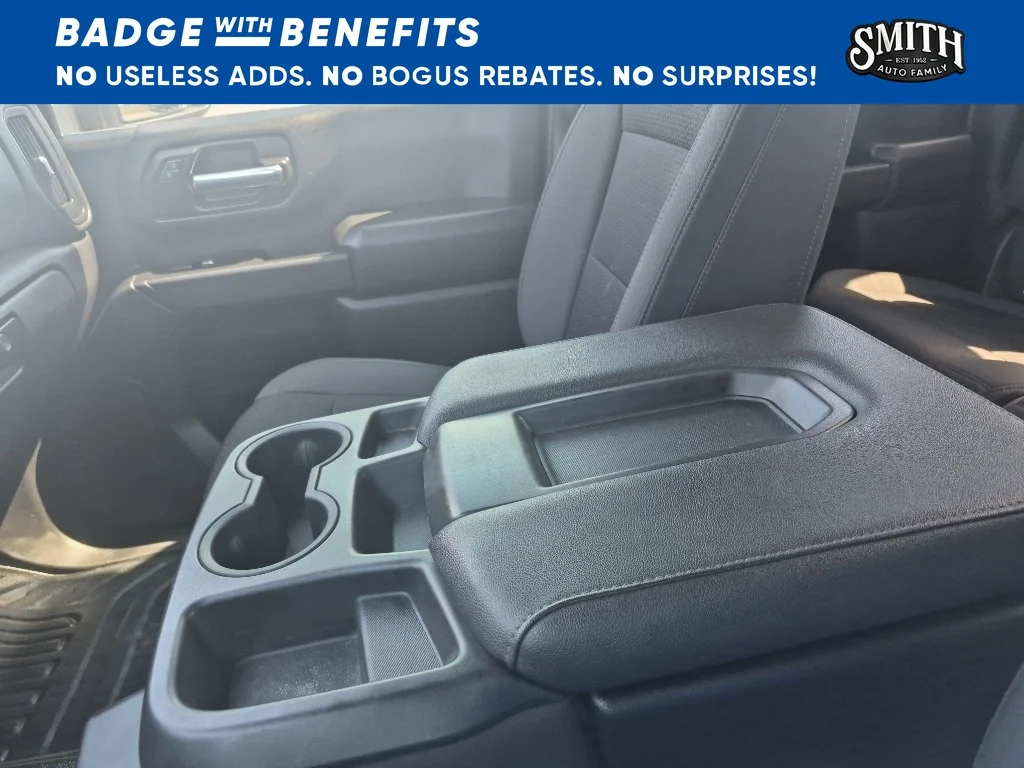 Used 2022 Summit White GMC Pro image 27