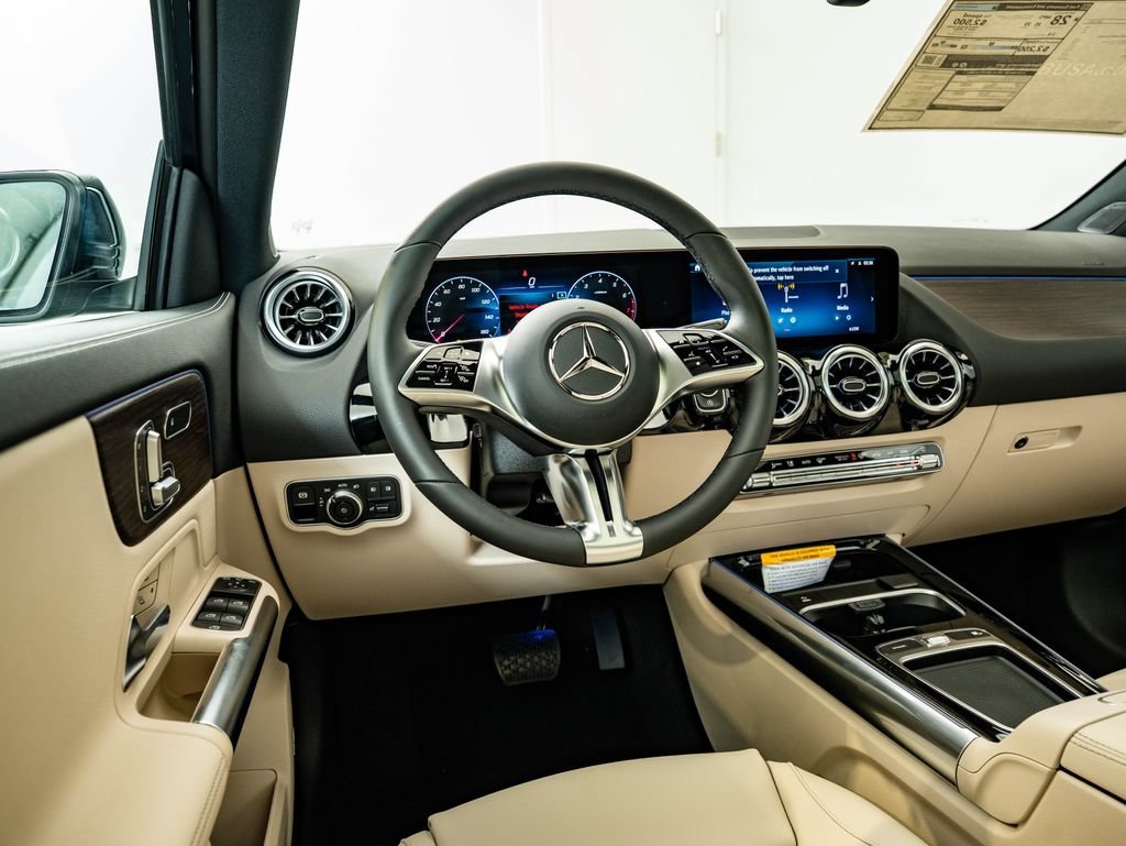 New 2026 Cosmos Black Metallic Mercedes-Benz GLA 250 image 34