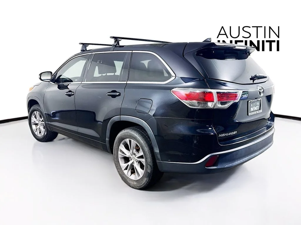 Used 2014 Black Toyota LE Plus V6 image 5