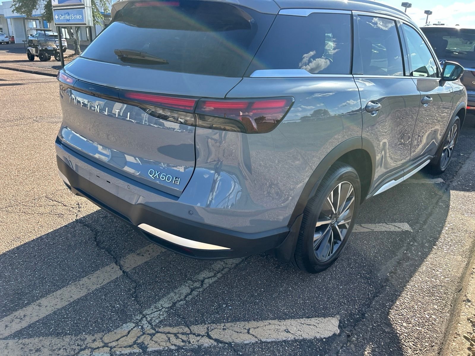 Certified Used 2026 Gray INFINITI LUXE image 16