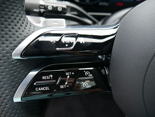 New 2026 Cirrus Silver Metallic Mercedes-Benz GLC 300 image 10