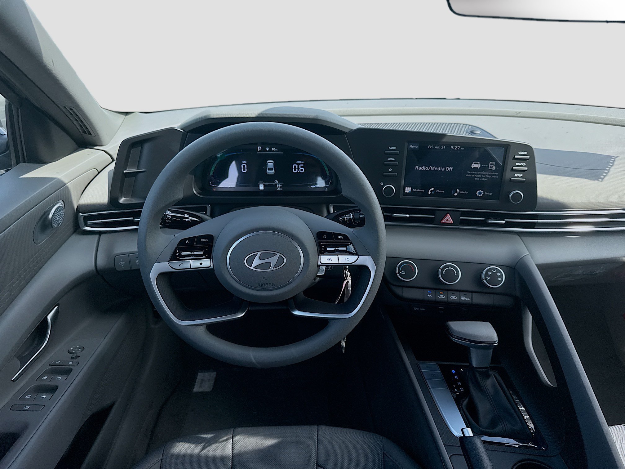 New 2026 Amazon Gray Hyundai SE image 39