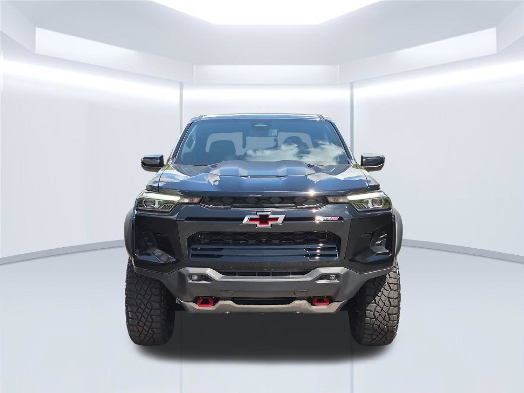 2026 Chevrolet Colorado ZR2 - Photo 10