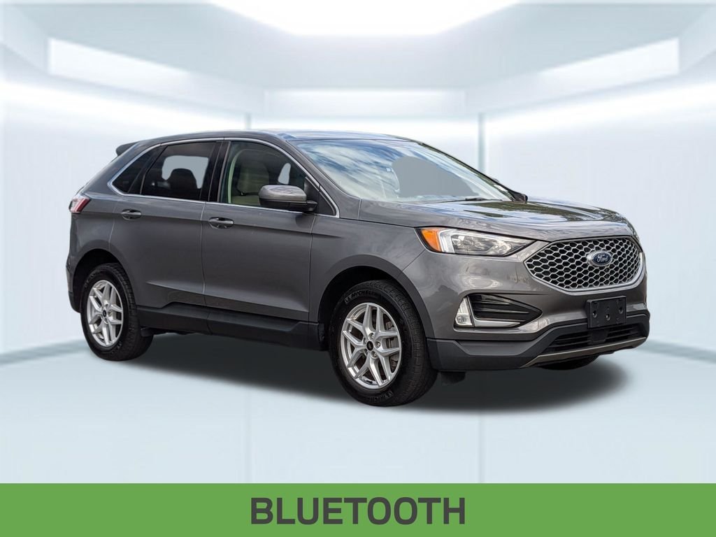 Used 2024 Gray Ford SEL image 10