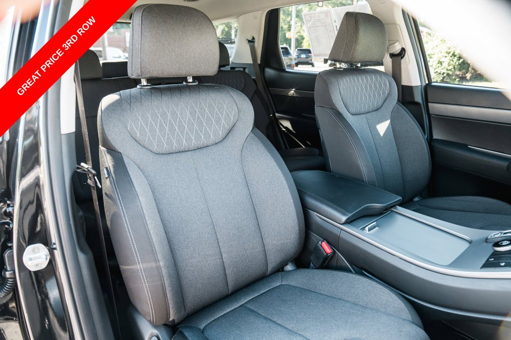 Used 2022 Abyss Black Hyundai SE image 28