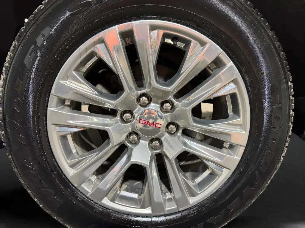 Certified Used 2022 White Frost Tricoat GMC Denali image 36