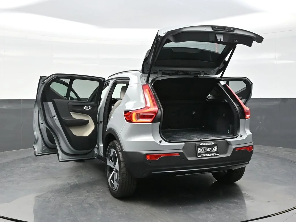 Used 2026 Vapour Grey Volvo Plus image 41