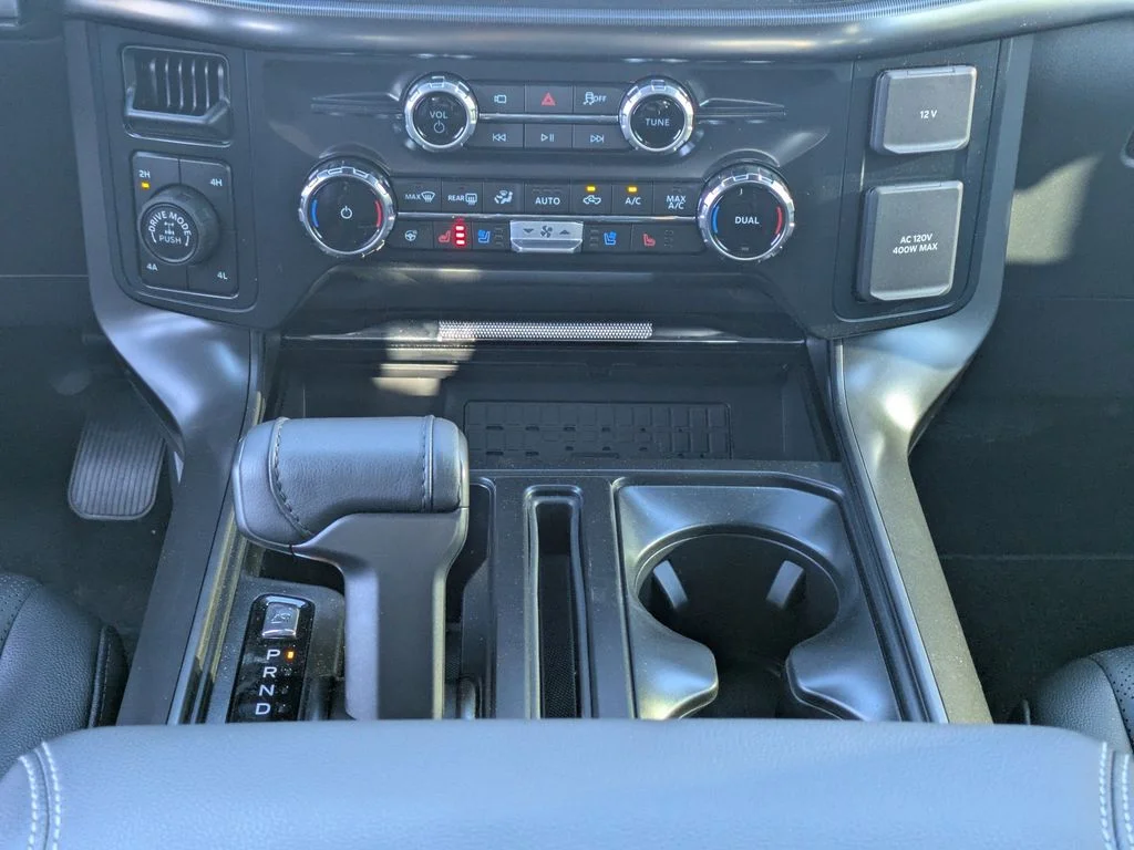 New 2026 Agate Black Metallic Ford Lariat image 23