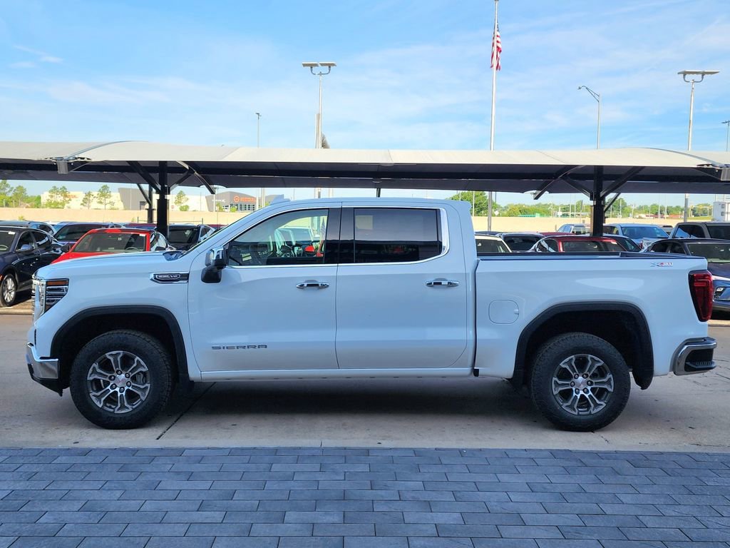 2026 GMC Sierra 1500 SLT - Photo 7