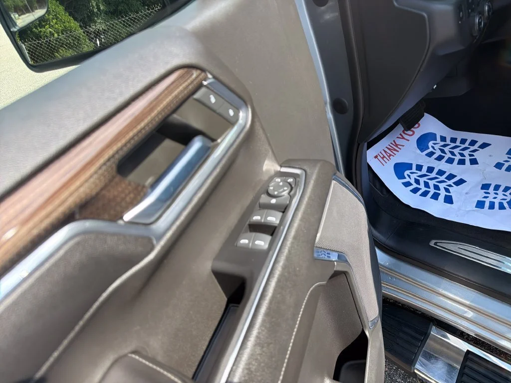 2023 Chevrolet Silverado 1500 LT - Photo 11