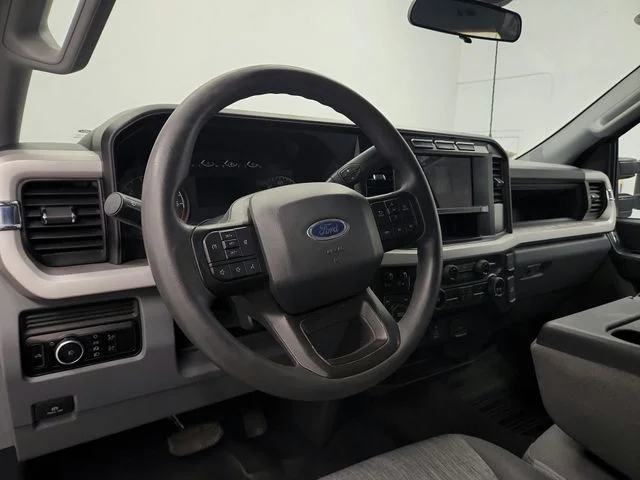 Used 2023 Silver Ford XL image 37