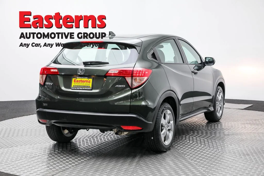 Used 2018 Gray Honda LX image 5
