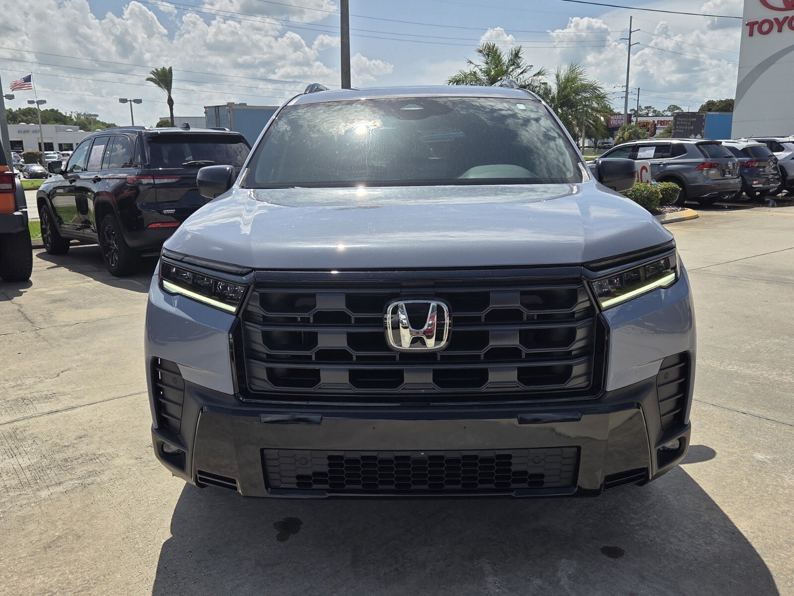 Used 2026  Honda Sport image 1