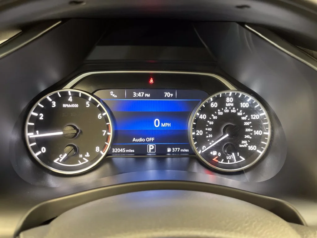 Used 2024 Gray Nissan SV image 27