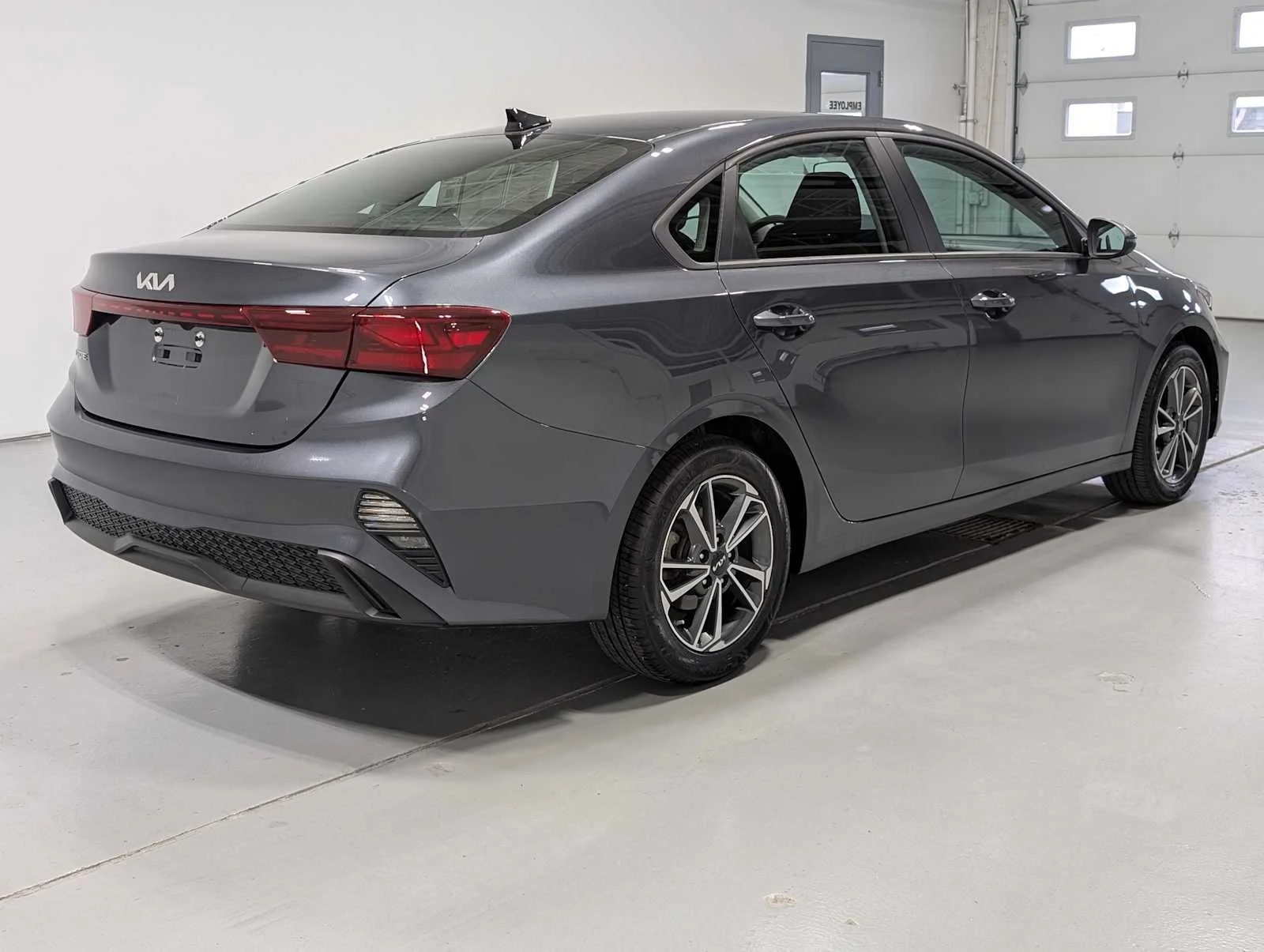 Used 2023 Gravity Gray Kia LXS image 8