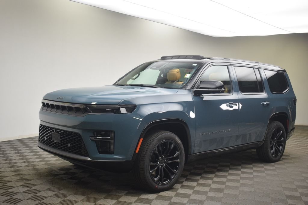 New 2026 Steel Blue Exterior Paint Jeep Summit Reserve image 16
