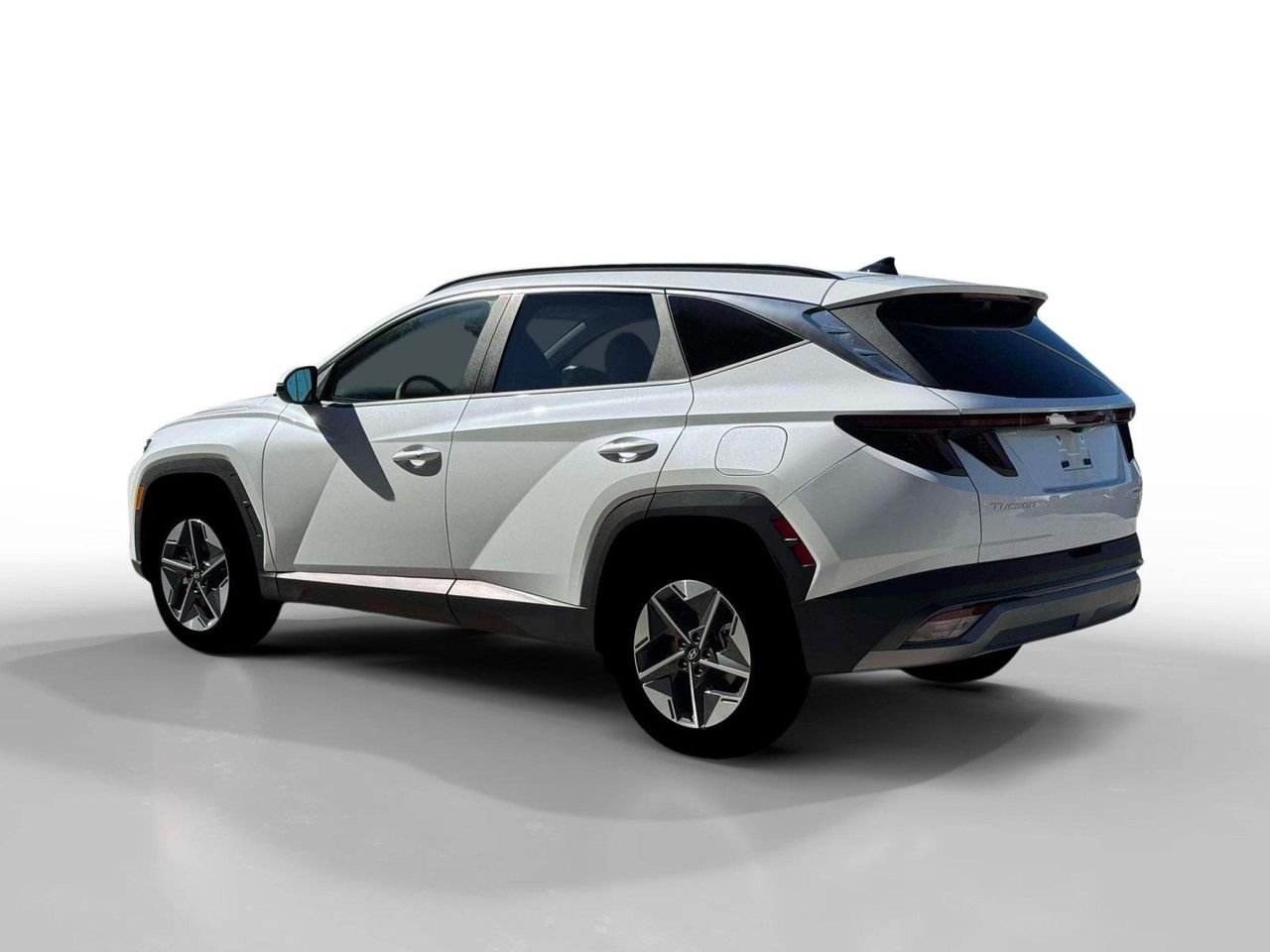 New 2026 Creamy White Pearl Hyundai SEL Convenience image 23