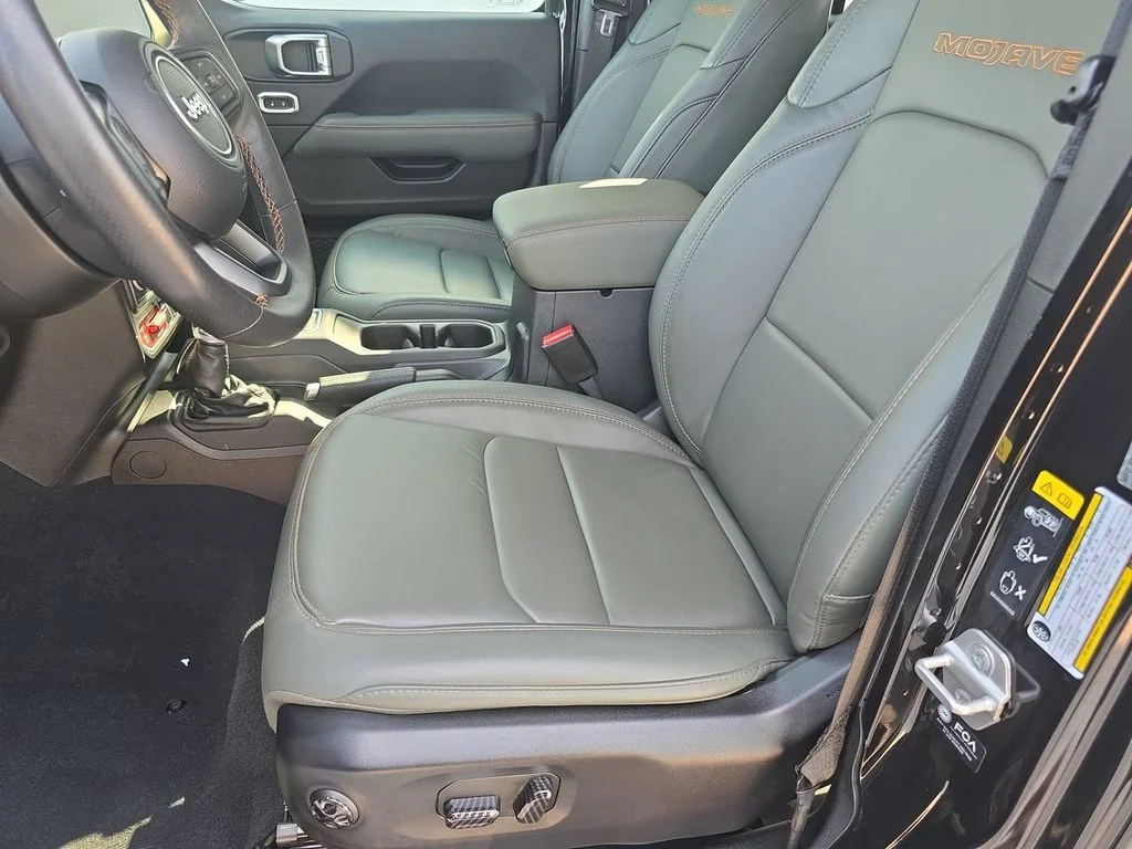 Certified Used 2024 Black Jeep Mojave image 20