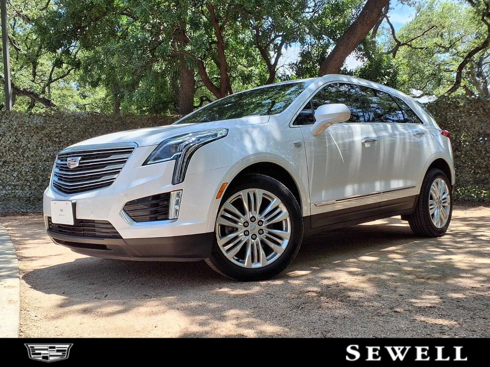 2019 Cadillac XT5 FWD Premium Luxury's photo