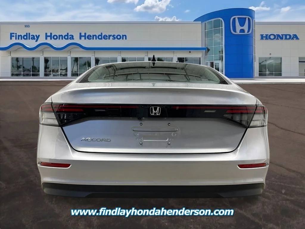 New 2026 Solar Silver Metallic Honda SE image 4