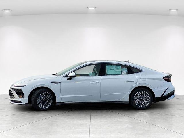 New 2026 White Hyundai SEL image 7