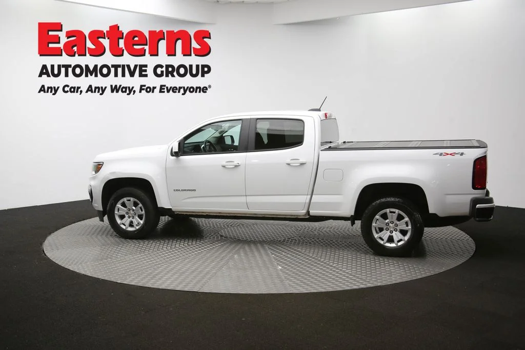 Used 2022 White Chevrolet LT image 59