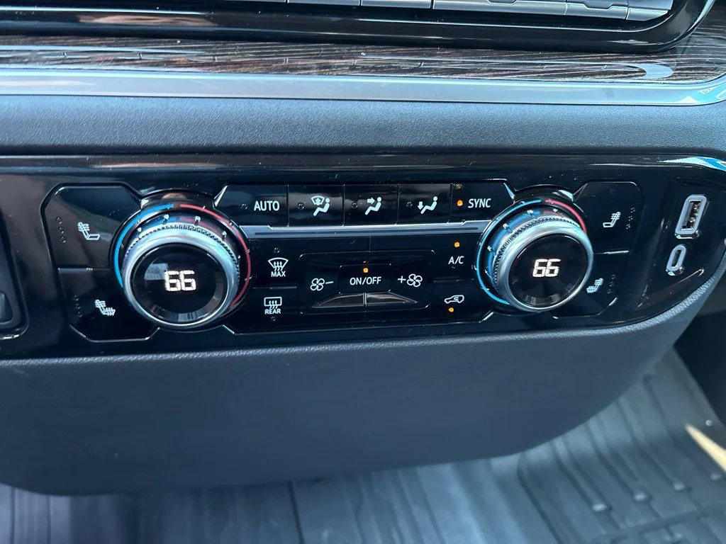 New 2026 Sterling Metallic GMC Elevation image 22