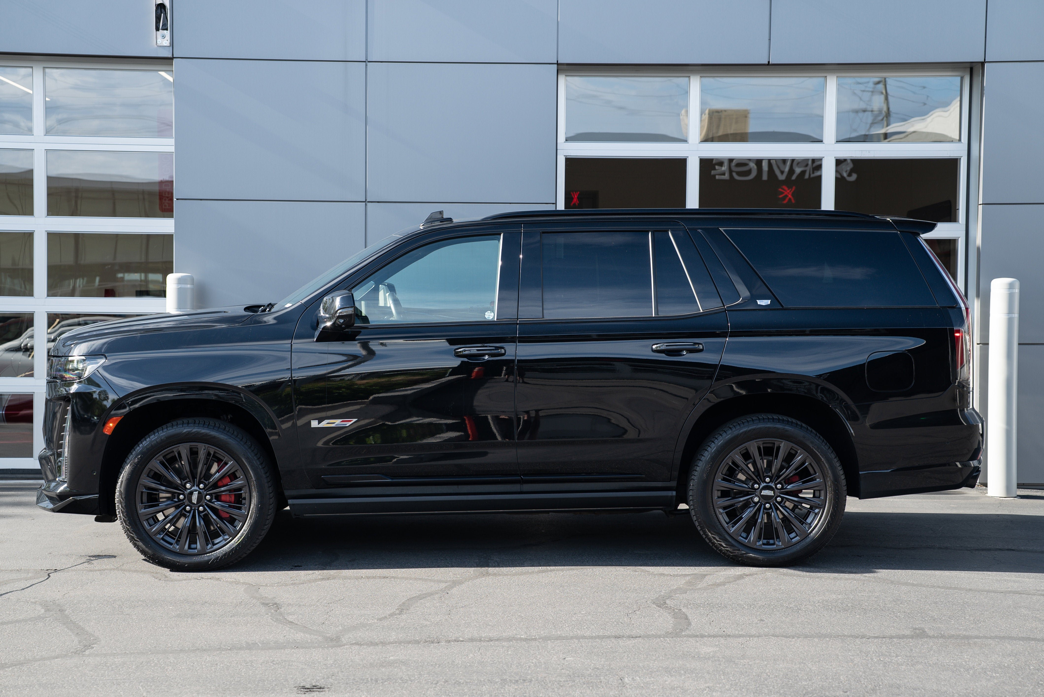 Used 2023 Black Raven Cadillac AWD V-Series image 4