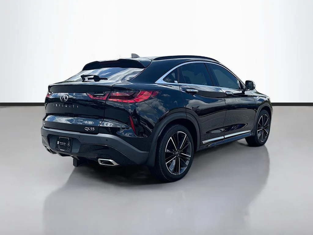 Used 2023 Black Obsidian INFINITI ESSENTIAL image 3