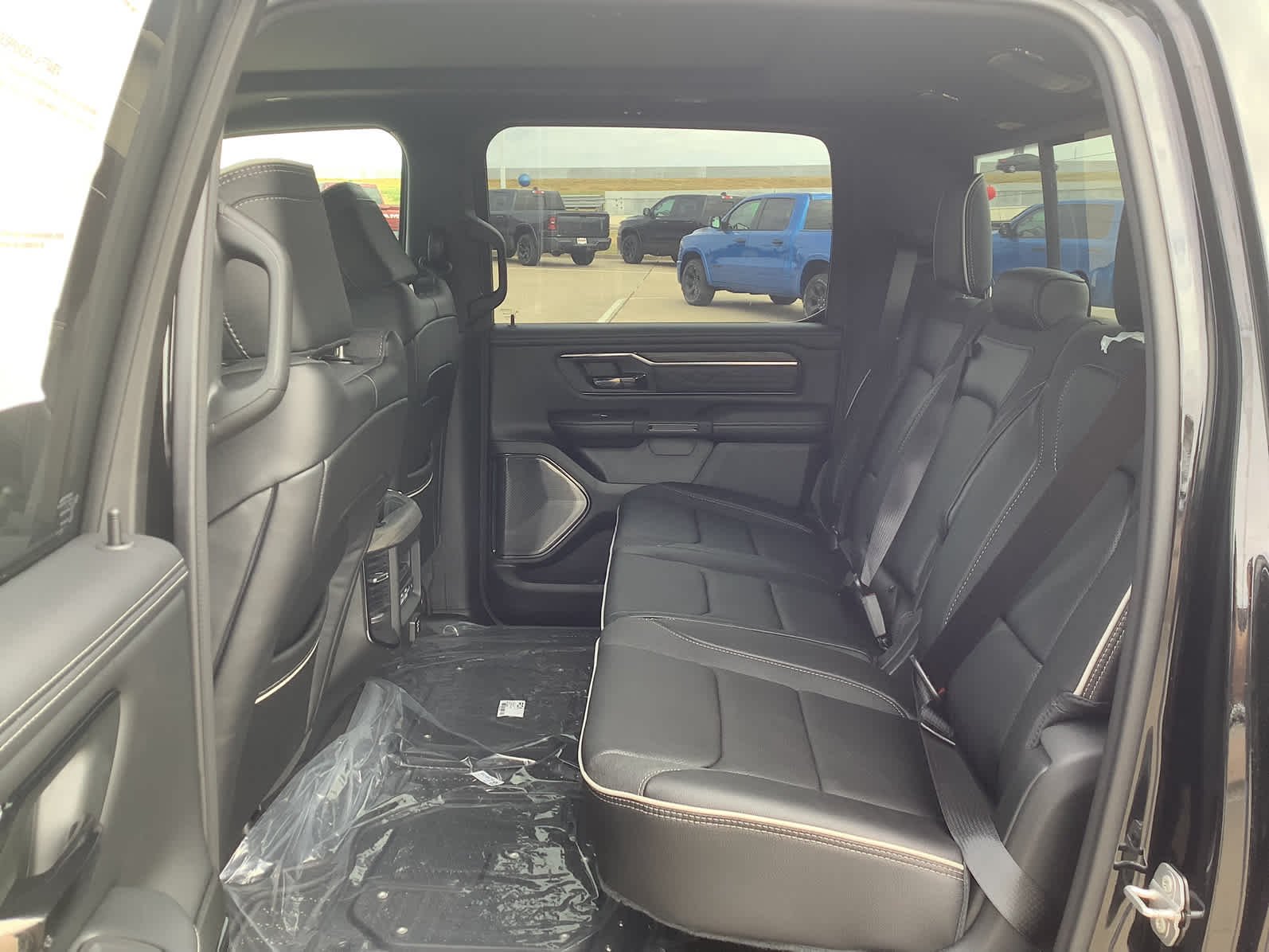 2026 RAM 1500 Limited - Photo 19
